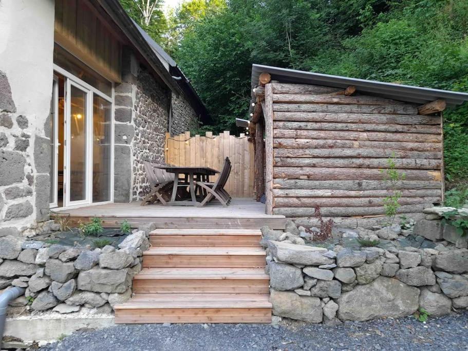 La Grange De La Gratade Villa Rochefort-Montagne Exterior photo